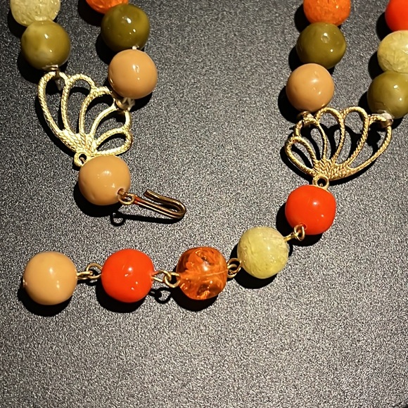 Vintage Double Strand Autumn Colors and Gold Accent Bead Necklace - Picture 6 of 16